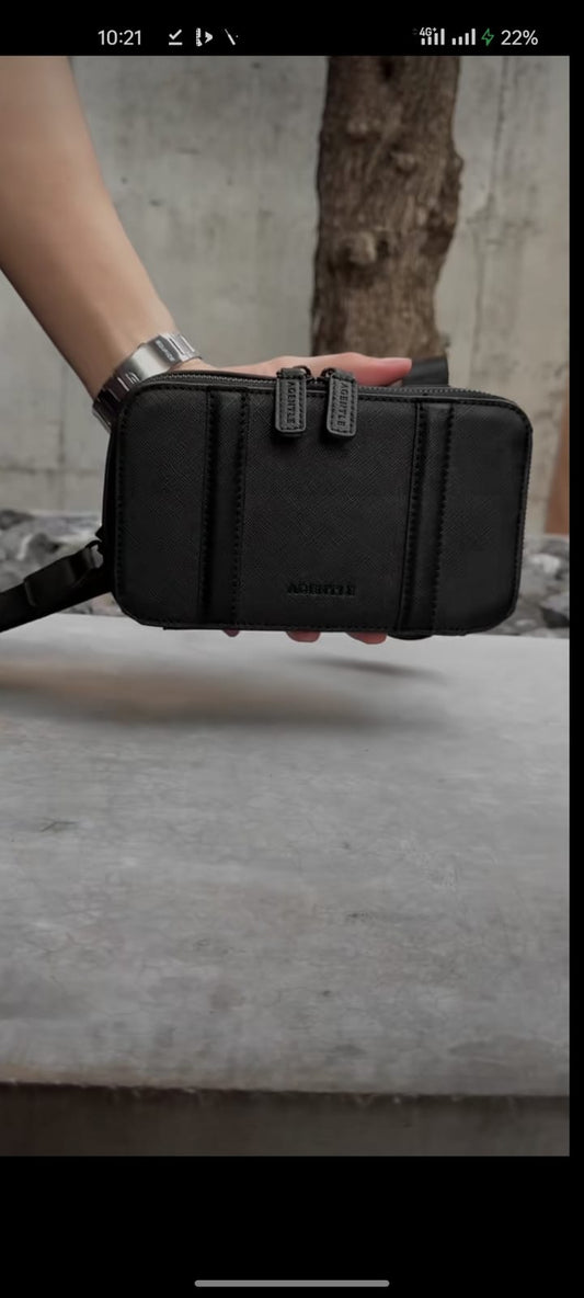 Amazing Hand Bag Availaible In Stock